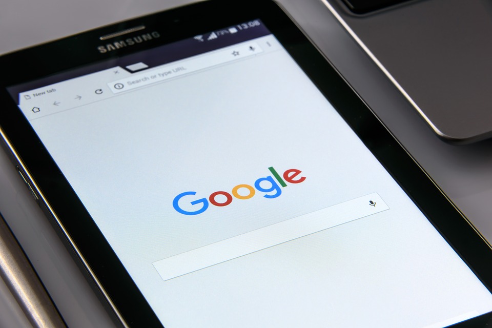 Googleアドセンス 二次審査にseesaaブログで申請しよう!審査が終わらない時は?